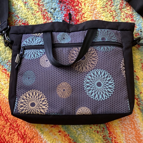 Raven’s Ravine Dump Sack - Picture 3 of 10